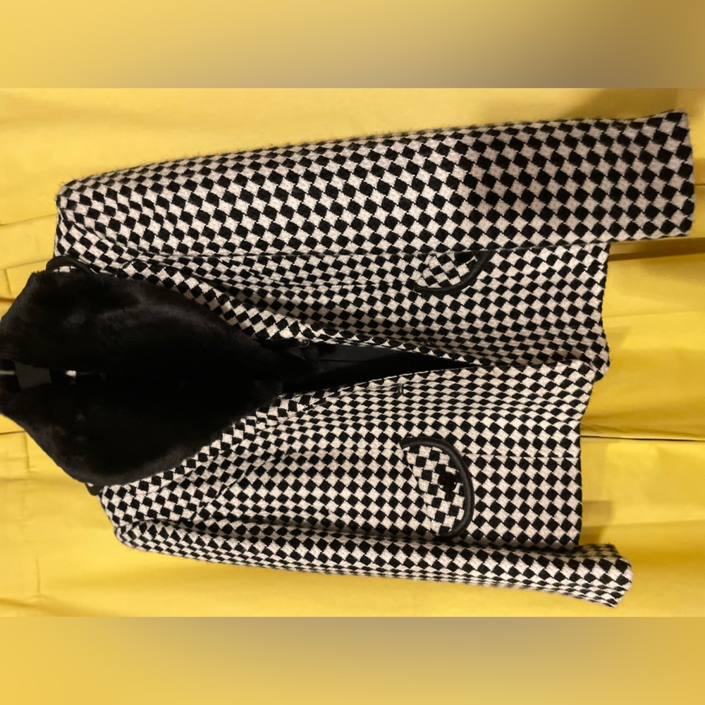 Size 10 women’s suit jacket